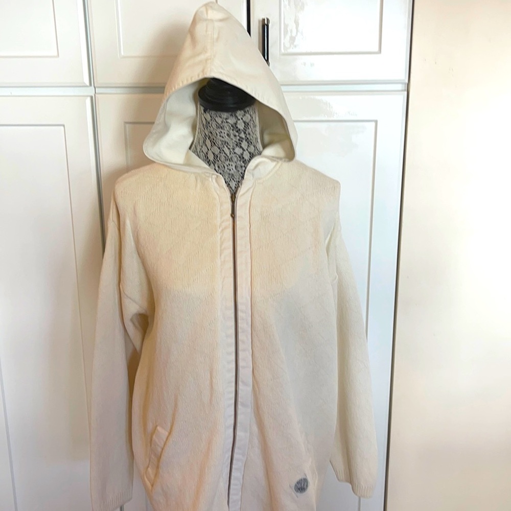 BLUE WILLI’S Cotton Hooded Sweater.  Sz-Medium